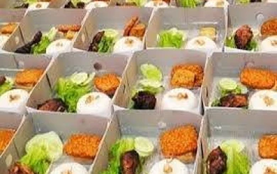 Box Makanan Ramadhan Solusi Praktis untuk Berbuka Puasa